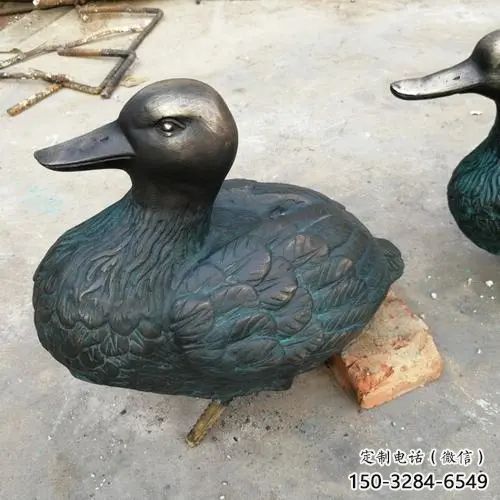 鴨子雕塑廠家，仿真動物， 公園廣場街頭擺件 (7)