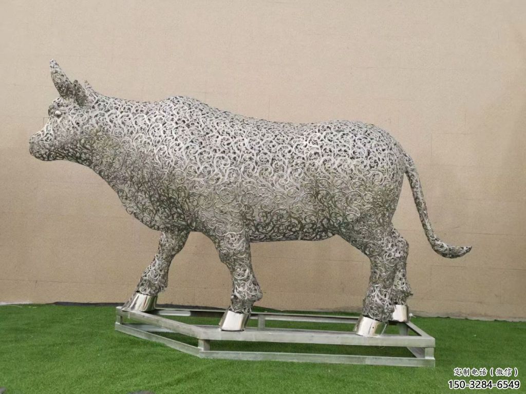 小區小牛雕塑，抽象系列，網格工藝
