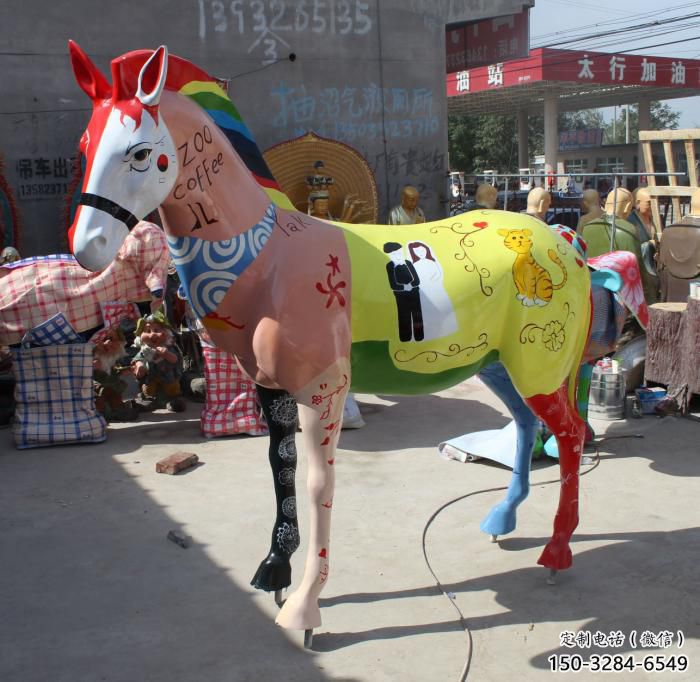 庭院小馬雕塑廠家，現(xiàn)代小品，彩繪工藝