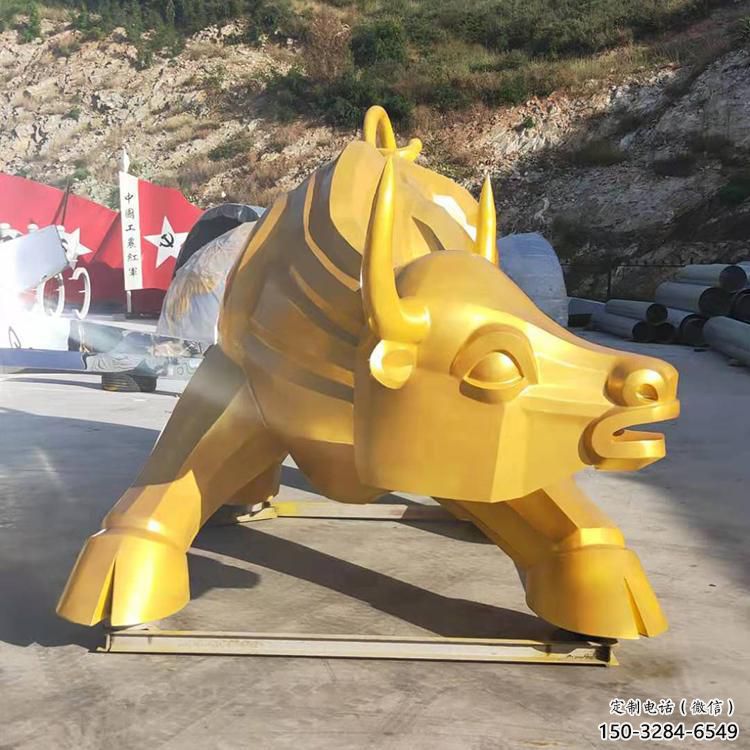 庭院黃牛雕塑，動(dòng)物主題，鍍銅工藝