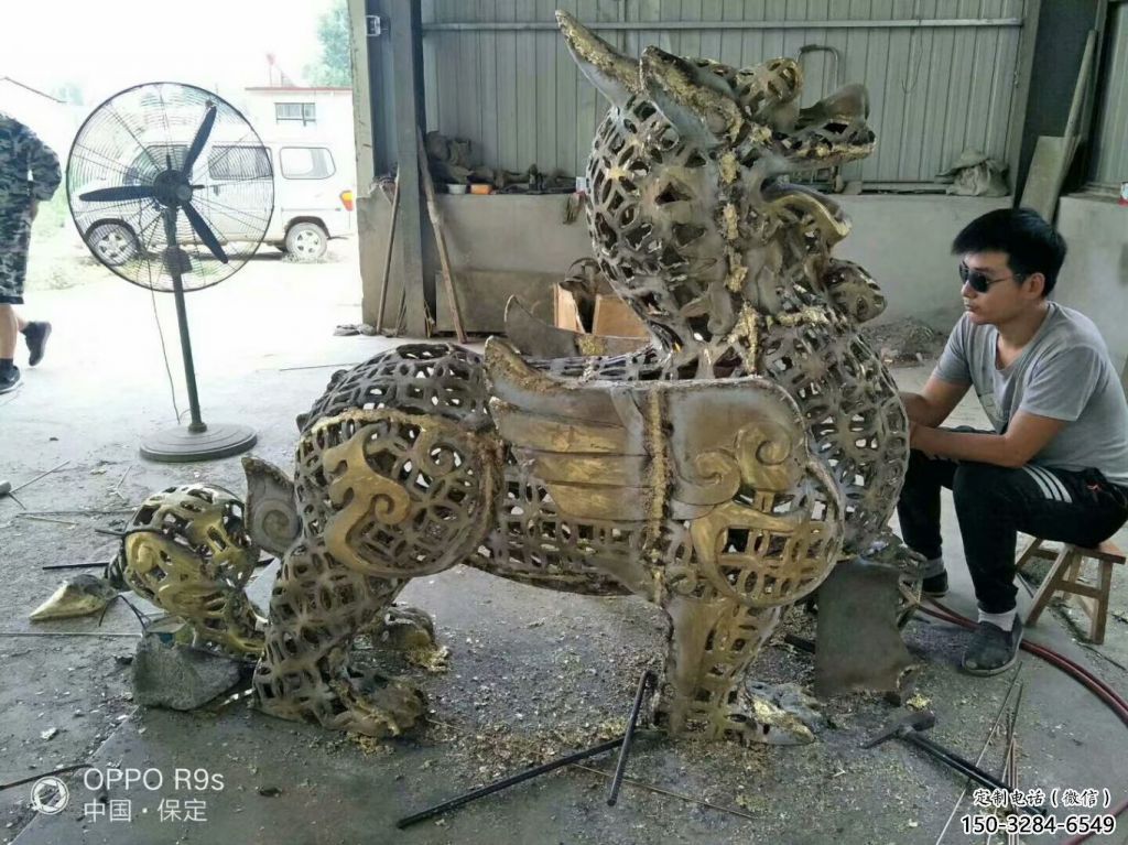 室內貔貅雕塑，拉絲海洋雕塑，抽象效果