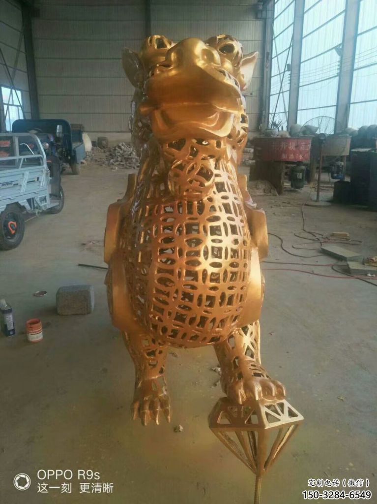 小區貔貅雕塑，拉絲海洋雕塑，抽象效果