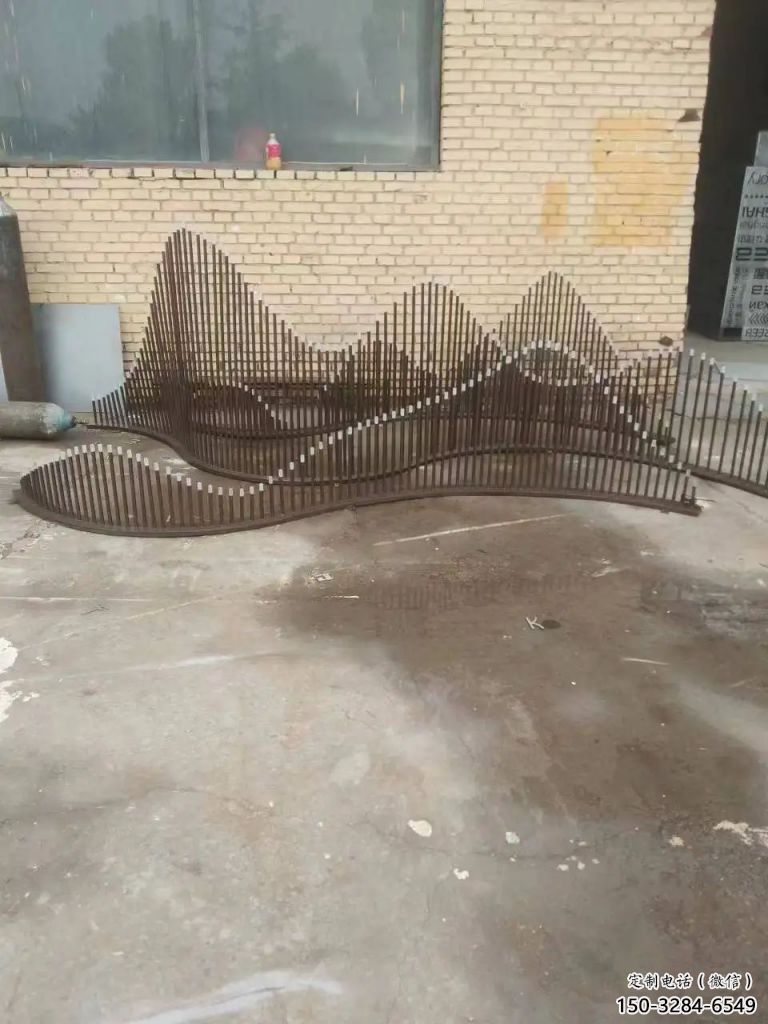 步行街假山雕塑，鍛造景觀(guān)雕塑，鏤空方式