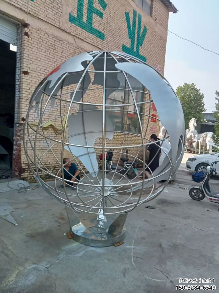 景區(qū)地球儀雕塑，鍍金歐式雕塑，鐵藝材質(zhì)