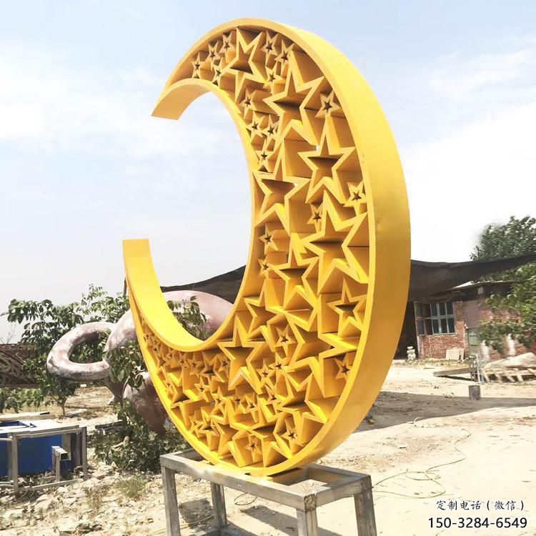步行街月亮雕塑，鍛造景觀雕塑，鏤空方式