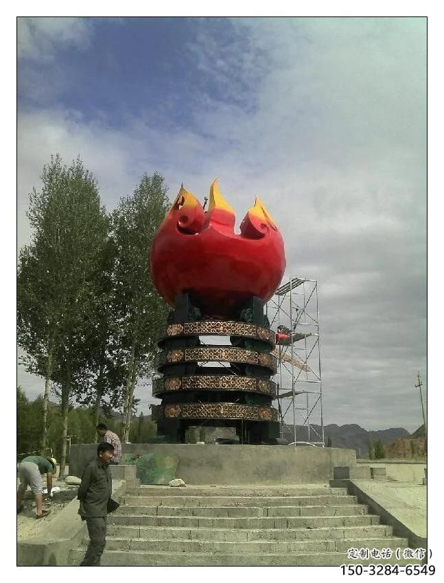 房地產火炬雕塑 現代景觀擺件 幾何雕塑