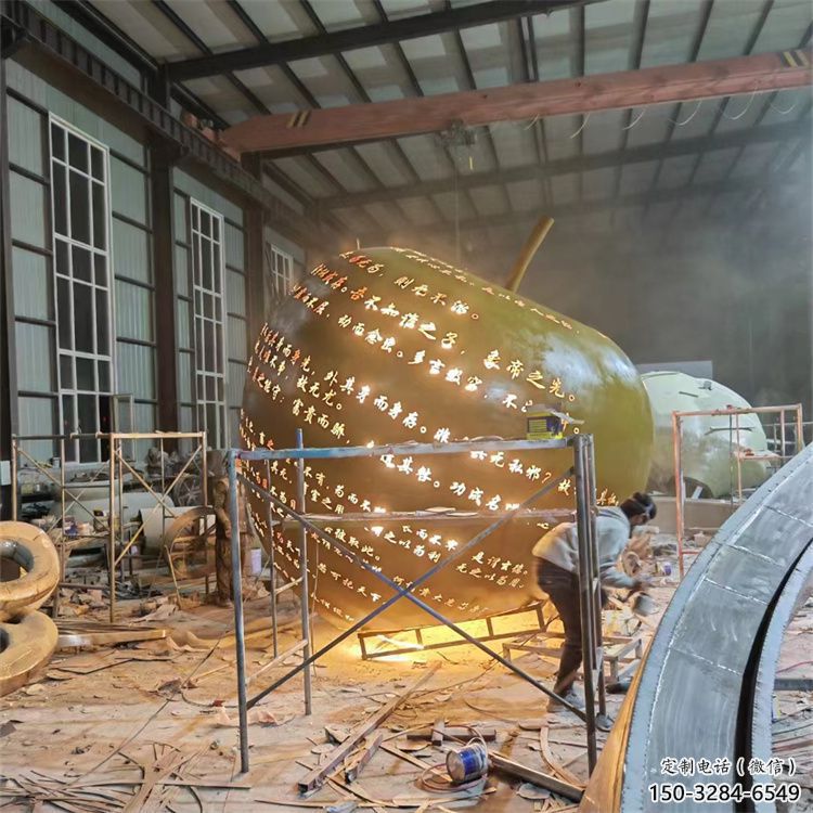 街道蘋(píng)果雕塑 現(xiàn)代景觀水果雕塑 彩繪果蔬雕塑