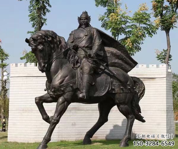仿古岳飛雕塑 草地名人雕塑 房地產肖像雕塑