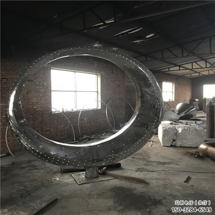 房地產(chǎn)月牙雕塑 剪影雕塑 鍛造月亮牙雕塑