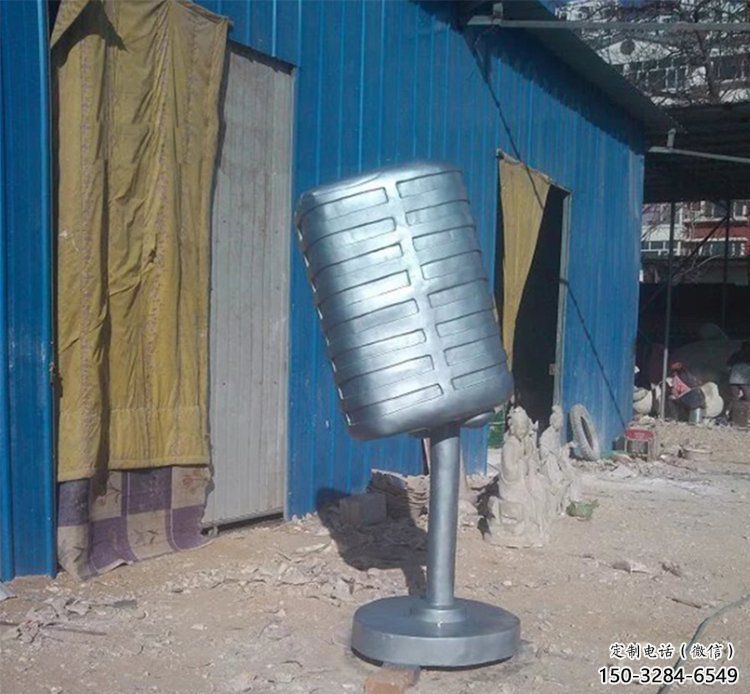 別墅區(qū)麥克風(fēng)雕塑 大型別墅區(qū)話筒雕塑 剪影音樂(lè)雕塑