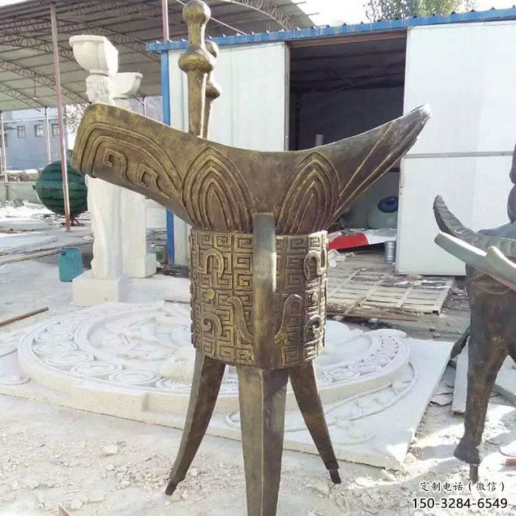 戶外酒尊雕塑 噴漆酒尊杯雕塑 燈光酒器雕塑