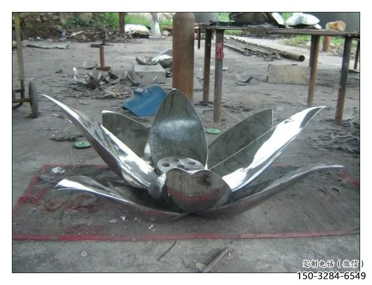 鏡面蓮花雕塑 烤漆大型花卉雕塑 彩繪水蓮花雕塑