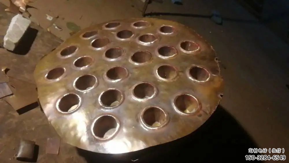 美陳蓮蓬雕塑 異形噴水雕塑 酒店植物雕塑