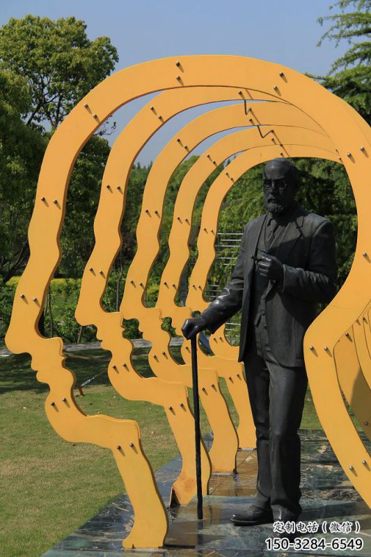 人頭大門(mén)雕塑