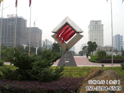 廣場中國結雕塑廠家，烤漆工藝制作，民俗文化標識