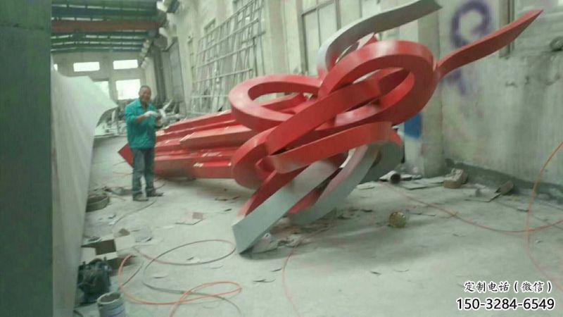 中國(guó)結(jié)雕塑