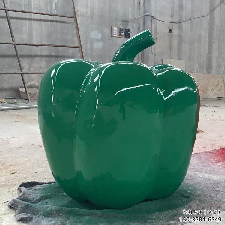 廣場果籃雕塑優價，果蔬組合，辣椒果籃雕塑特供