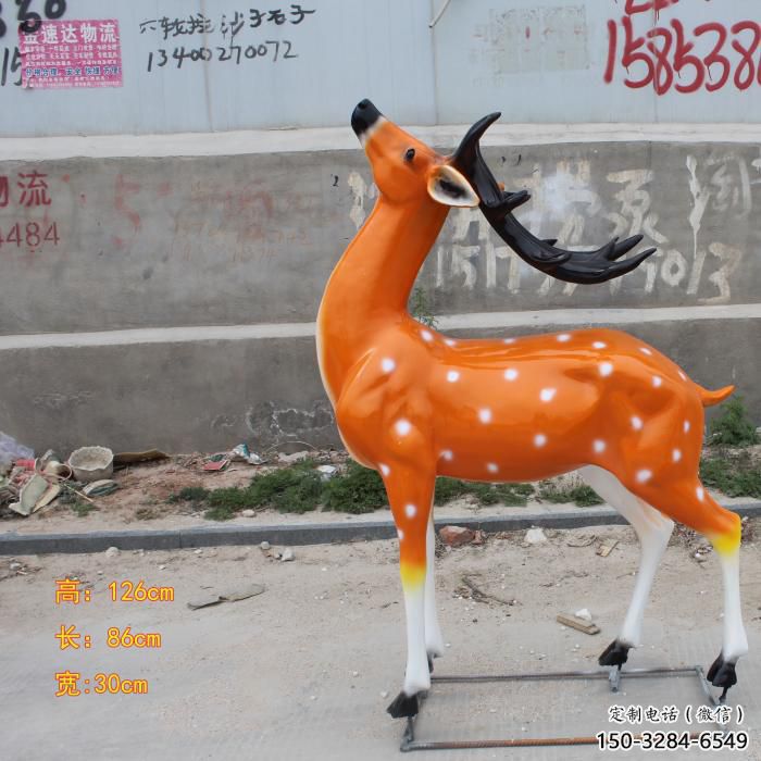 大型小鹿雕塑，彩繪工藝，玻璃鋼動(dòng)物雕塑廠家