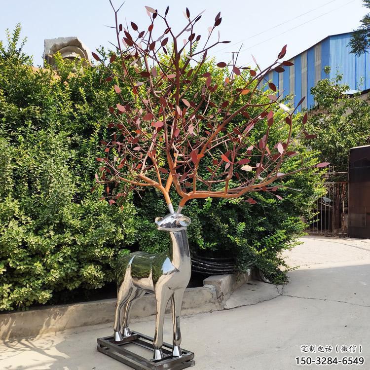 金屬梅花鹿雕塑制作，城市裝飾，鏡面梅花鹿雕塑標(biāo)準(zhǔn)