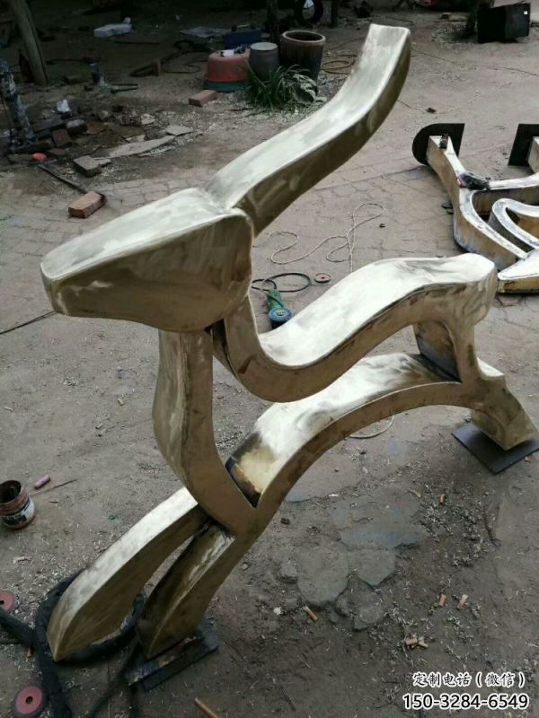 小鹿雕塑專供，露天雕塑，抽象銅鹿雕塑選用