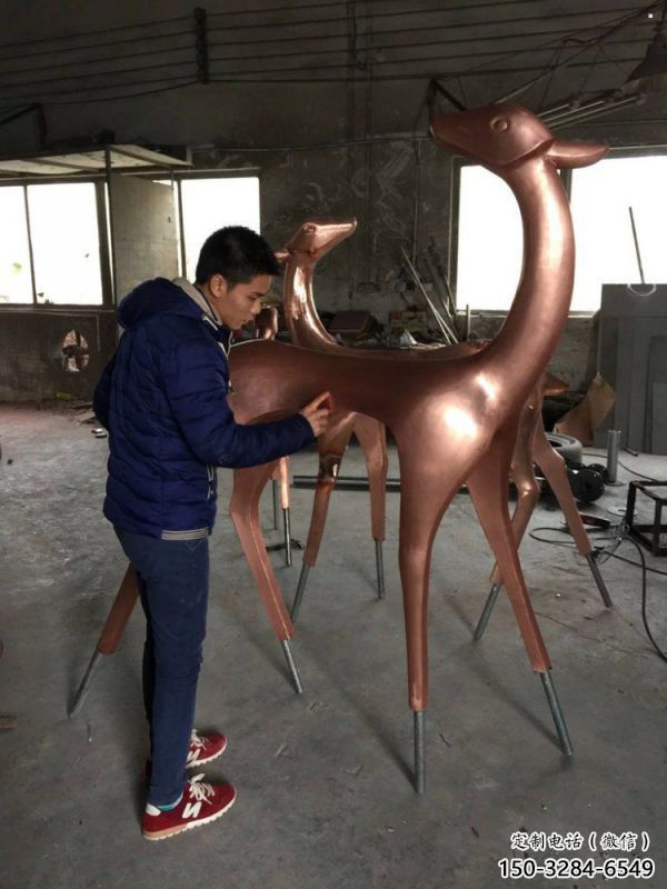 園林小鹿雕塑供求，中式工藝，抽象銅鹿雕塑精選