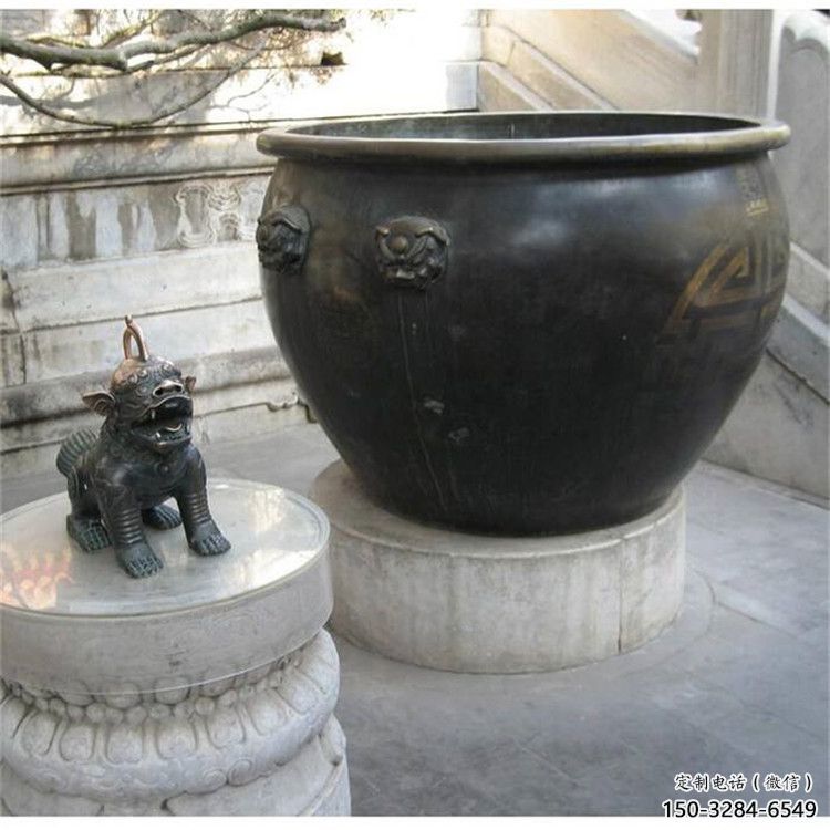 傳統鐵缸雕塑