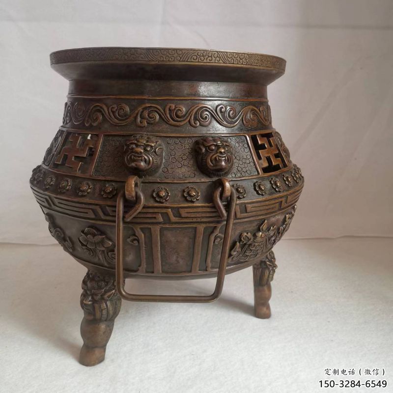 古代三足象形爐雕塑