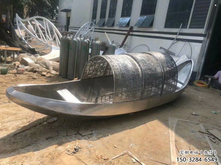 街道景觀雕塑，鍛造帆船雕塑，鏡面效果