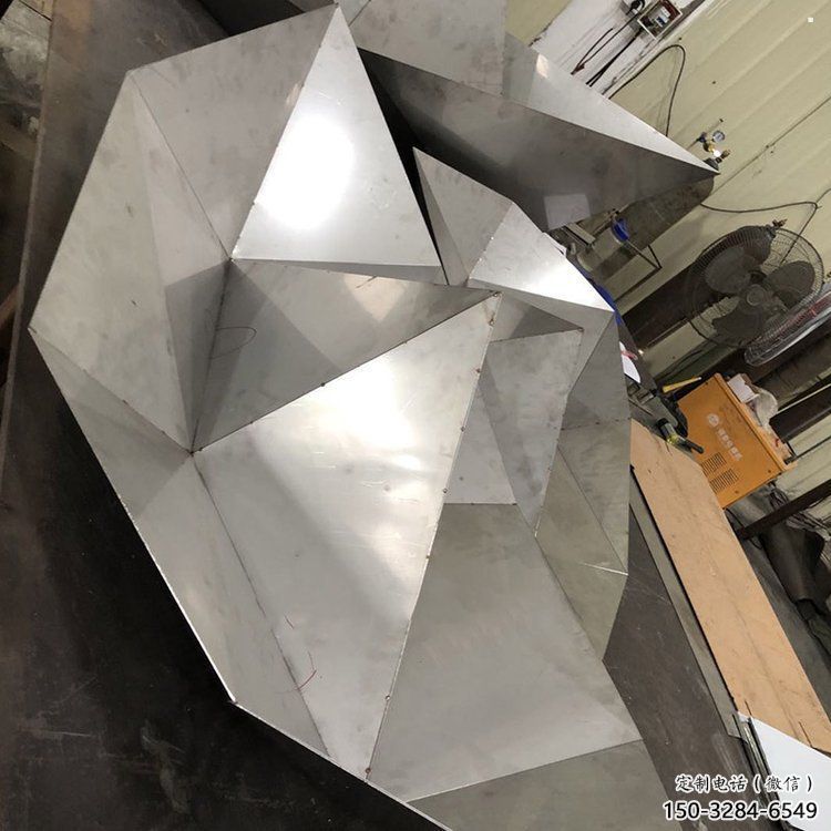 紙船雕塑優選，白鋼構件，鋼結構折紙船雕塑供給