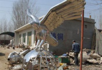 地球儀雕塑通用，城市雕塑，鏡面老鷹踩地球儀雕塑廠家