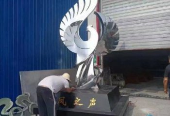 景觀鳳凰雕塑定做，小區(qū)擺件，鏡面不銹鋼鳳凰雕塑制作