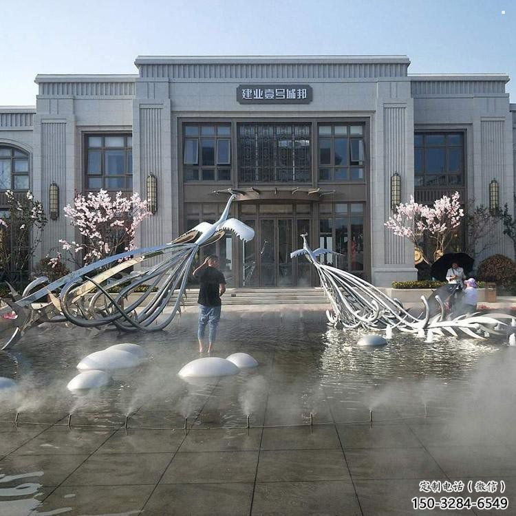 孔雀景觀雕塑常用，酒店擺件，水景不銹鋼孔雀雕塑廠