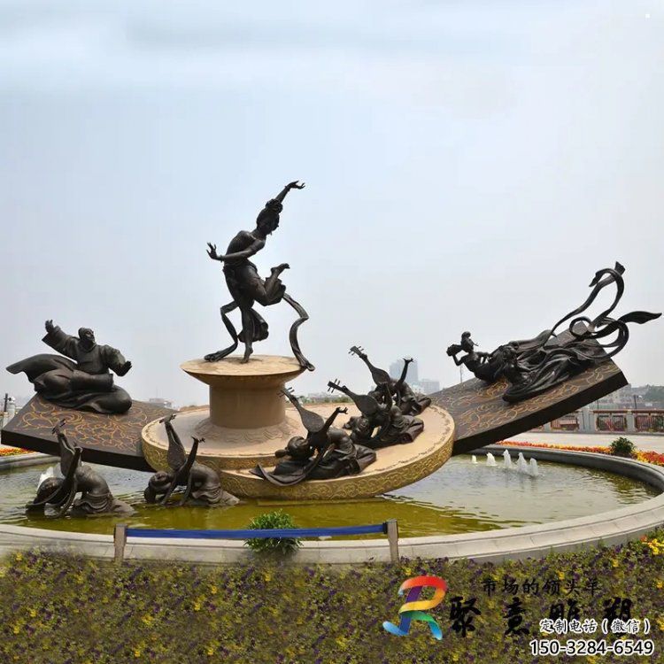 別墅區琵琶雕塑