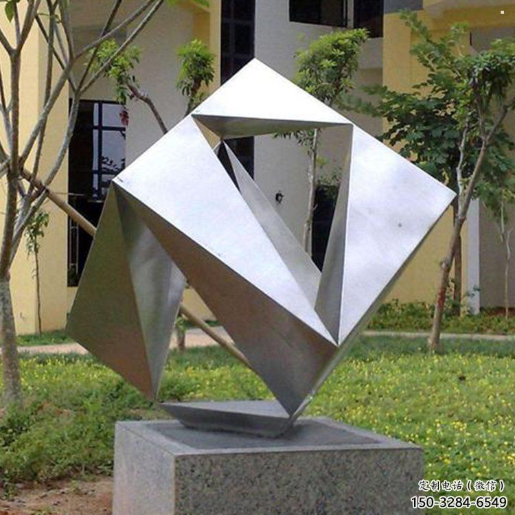 方塊雕塑生產(chǎn)，城區(qū)小品，不銹鋼方塊雕塑標(biāo)準(zhǔn)