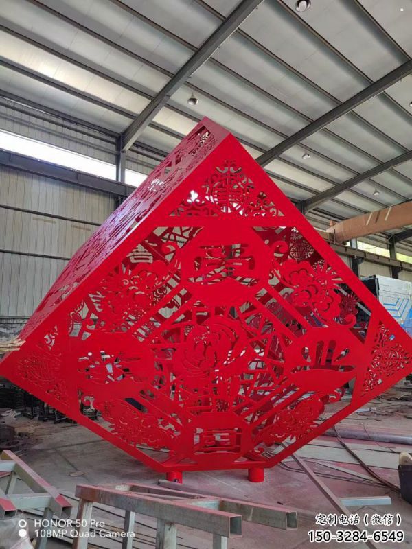 立方體雕塑標準，廣場系列，戶外鏤空立方體雕塑指用