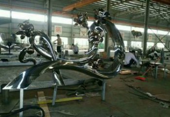 梧桐花雕塑制作廠家，城市裝飾，鏡面梧桐花雕塑標準