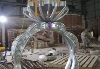 不銹鋼鉆戒雕塑制造，白鋼構(gòu)件，鉆戒雕塑提供