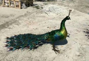 孔雀開屏雕塑供應，多彩藝術，別墅孔雀開屏雕塑供求?