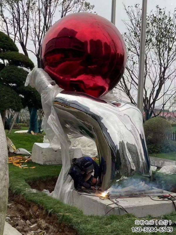 手托圓球雕塑供給，景觀概念，手托圓球雕塑定制