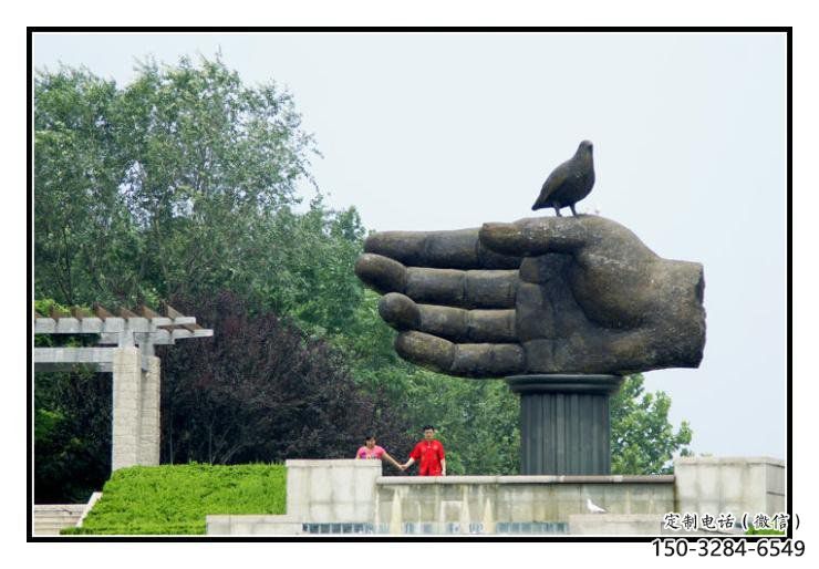 手掌雕塑優(yōu)選，陸地擺件，不銹鋼手掌雕塑承接