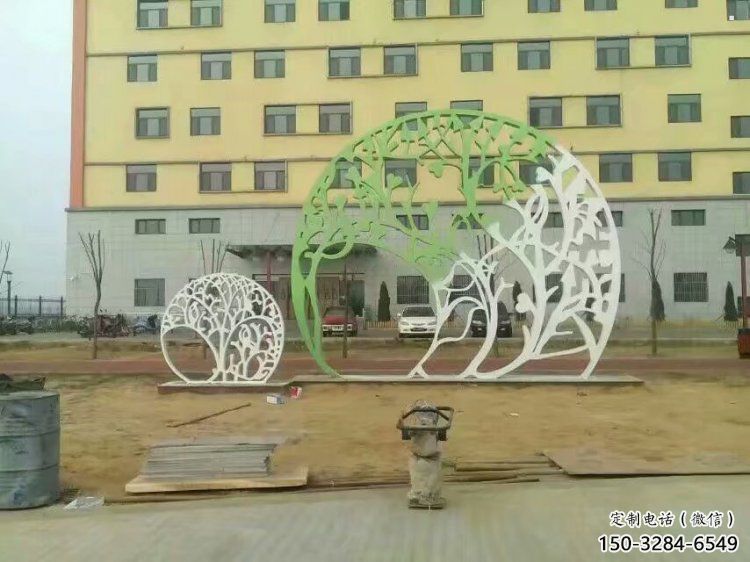 鏤空樹雕塑預(yù)定，城區(qū)小品，鏤空剪紙樹雕塑制造商
