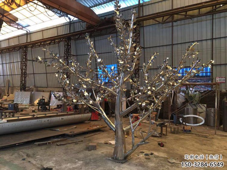 楓樹(shù)雕塑訂做，彩鋼制作，不銹鋼楓樹(shù)雕塑廠家