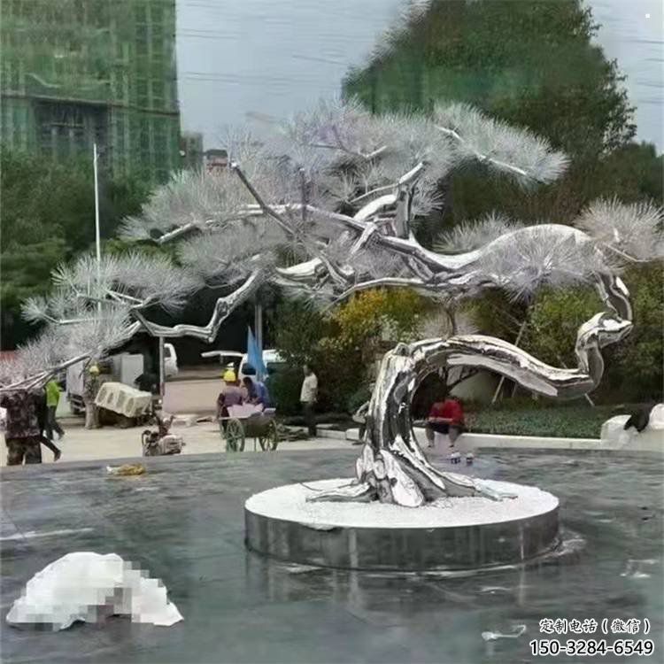 松樹雕塑制造商，美陳雕塑，不銹鋼松樹雕塑廠家