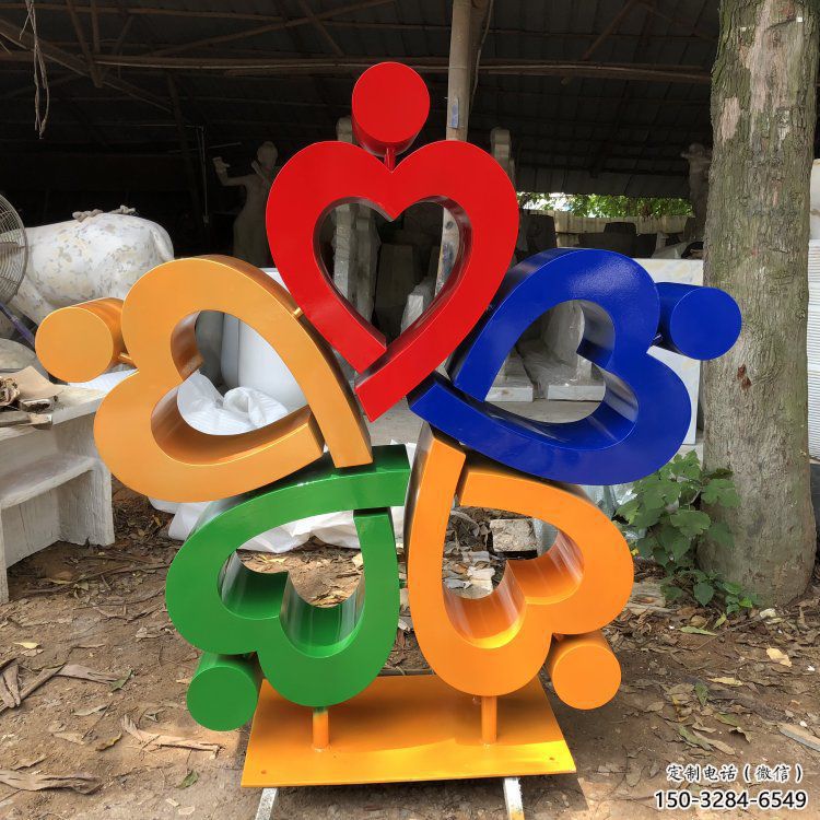 廣場心心相印雕塑