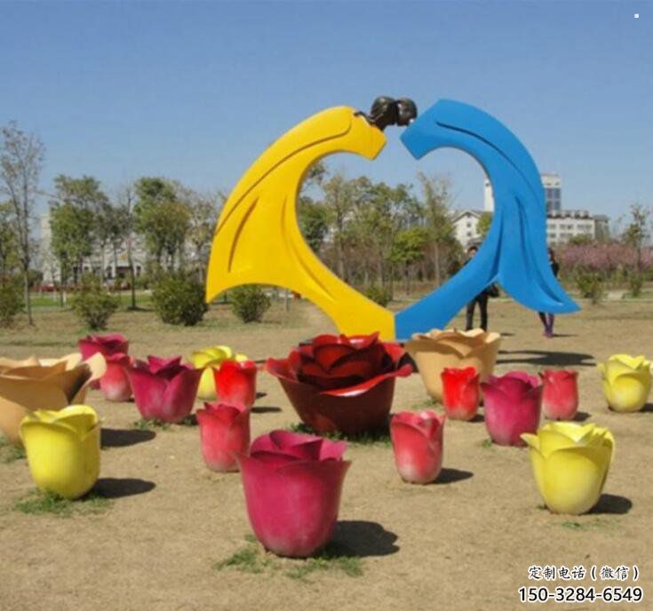 公園心形人物雕塑