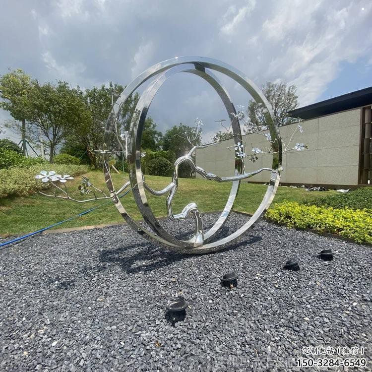 圓環樹雕塑廠家，標識雕塑，不銹鋼圓環樹雕塑定制