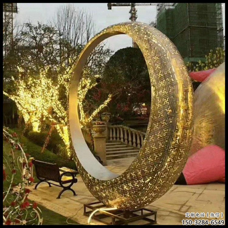 月亮雕塑批發，拉絲工藝，園林鏤空月亮雕塑承接