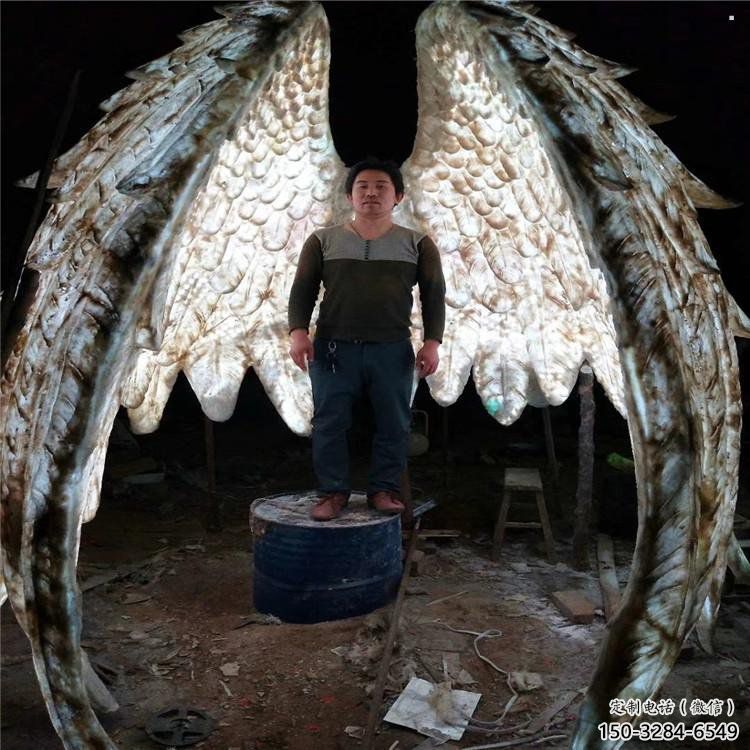 鳥翅雕塑優(yōu)選，多彩藝術，不銹鋼鳥翅雕塑選用