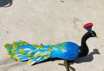 金昌彩繪孔雀雕塑制作選用，景區(qū)案例，動物美陳雕塑