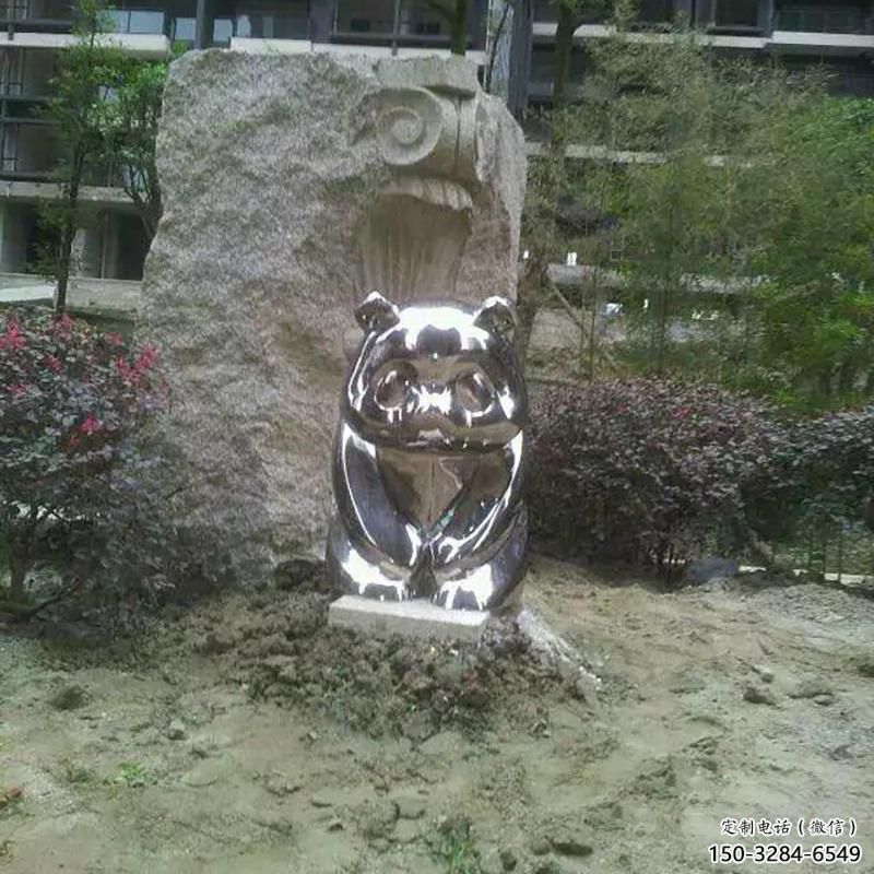 哈爾濱熊貓雕塑服務(wù)商，動物美陳雕塑，不銹鋼熊貓雕塑廠家